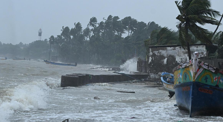 Aajkaal Daily (Desh Pardesh Ni Aajkaal)