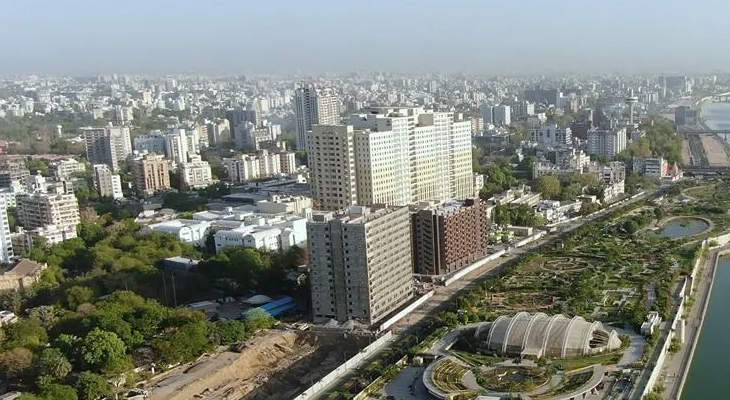 Aajkaal Daily (Desh Pardesh Ni Aajkaal)