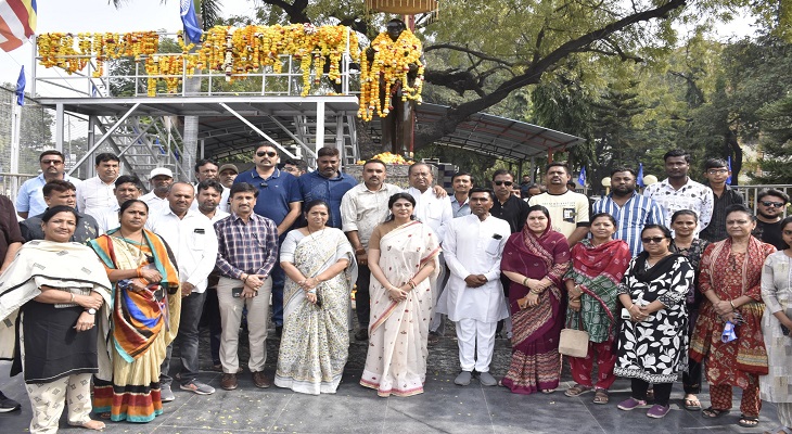 Aajkaal Daily (Desh Pardesh Ni Aajkaal)