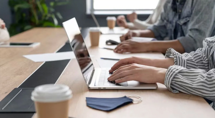 Aajkaal Daily (Desh Pardesh Ni Aajkaal)