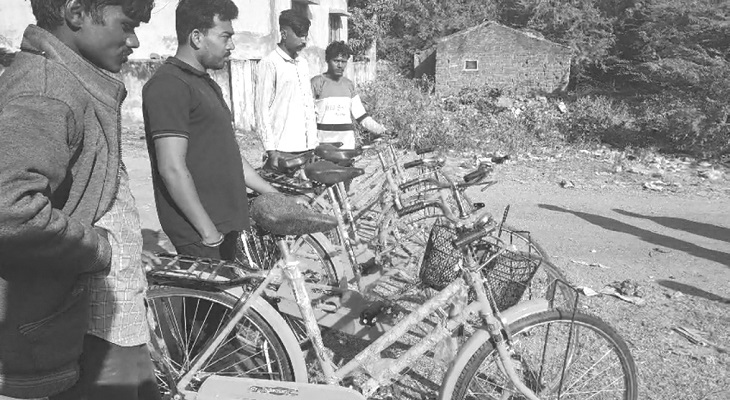 Aajkaal Daily (Desh Pardesh Ni Aajkaal)