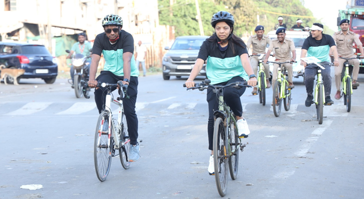 Aajkaal Daily (Desh Pardesh Ni Aajkaal)