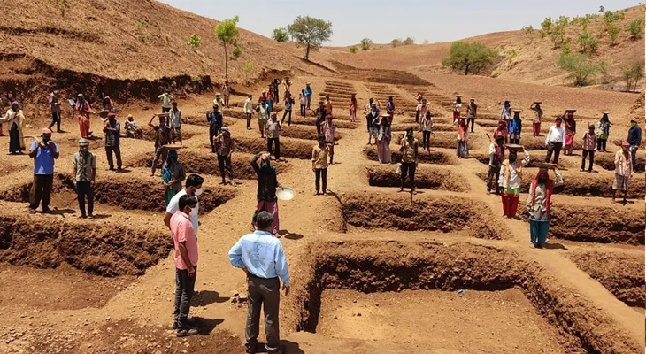 Aajkaal Daily (Desh Pardesh Ni Aajkaal)