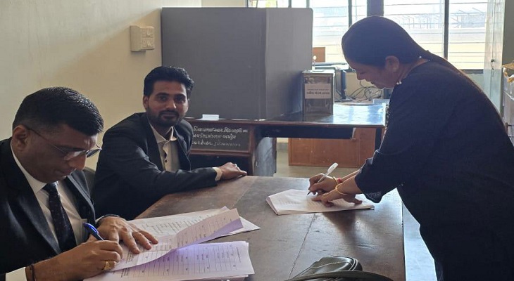 Aajkaal Daily (Desh Pardesh Ni Aajkaal)