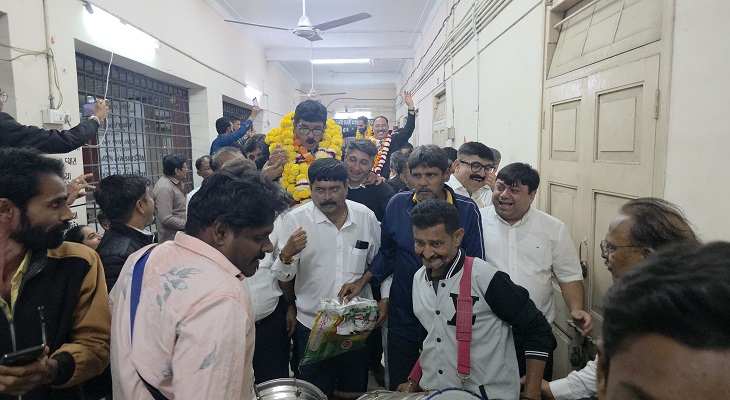 Aajkaal Daily (Desh Pardesh Ni Aajkaal)