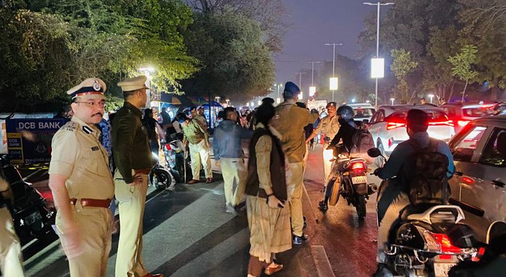 Aajkaal Daily (Desh Pardesh Ni Aajkaal)