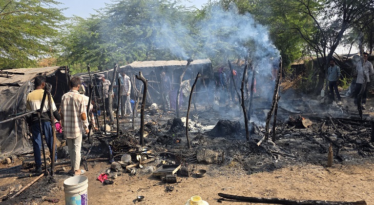 Aajkaal Daily (Desh Pardesh Ni Aajkaal)