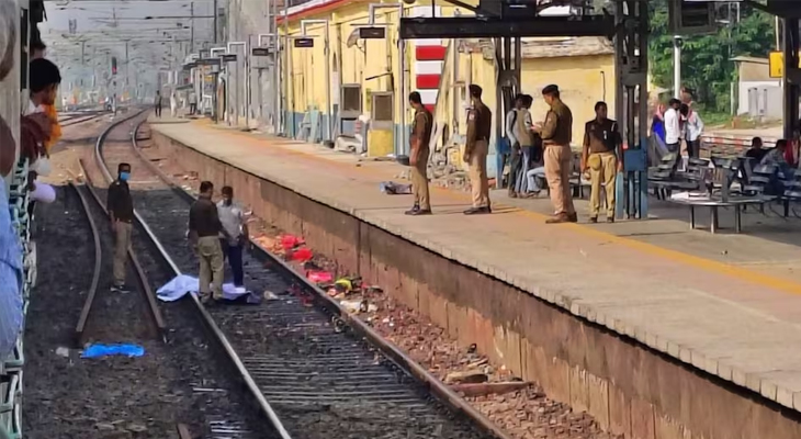 Aajkaal Daily (Desh Pardesh Ni Aajkaal)