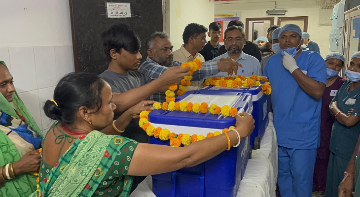 Aajkaal Daily (Desh Pardesh Ni Aajkaal)