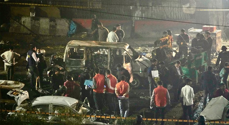 Aajkaal Daily (Desh Pardesh Ni Aajkaal)