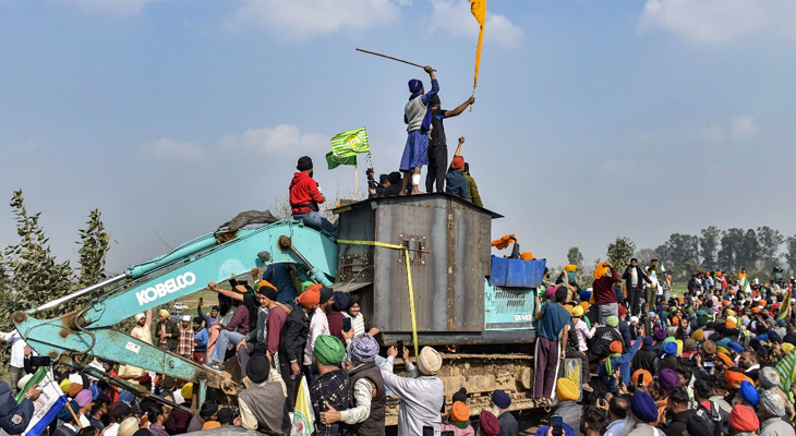 Aajkaal Daily (Desh Pardesh Ni Aajkaal)