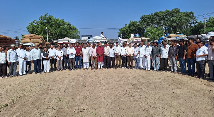 Aajkaal Daily (Desh Pardesh Ni Aajkaal)