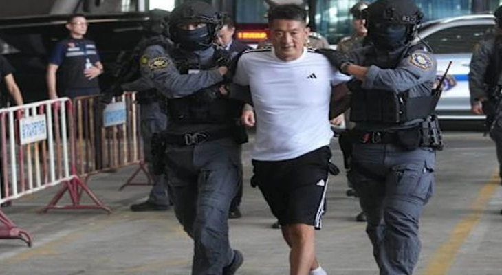 Aajkaal Daily (Desh Pardesh Ni Aajkaal)