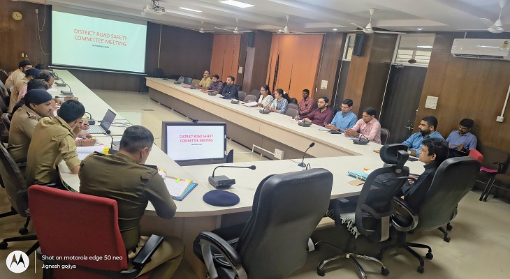 Aajkaal Daily (Desh Pardesh Ni Aajkaal)