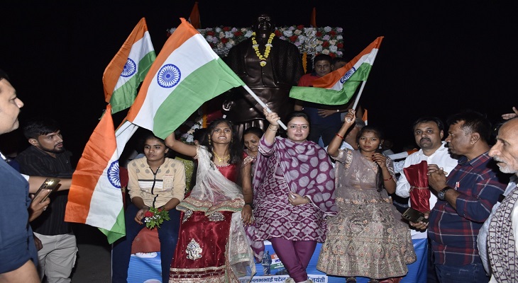 Aajkaal Daily (Desh Pardesh Ni Aajkaal)