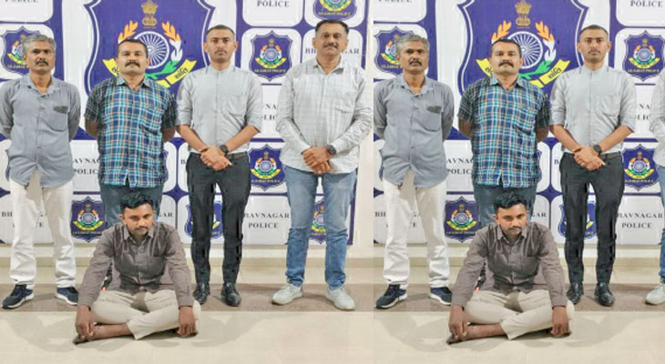 Aajkaal Daily (Desh Pardesh Ni Aajkaal)