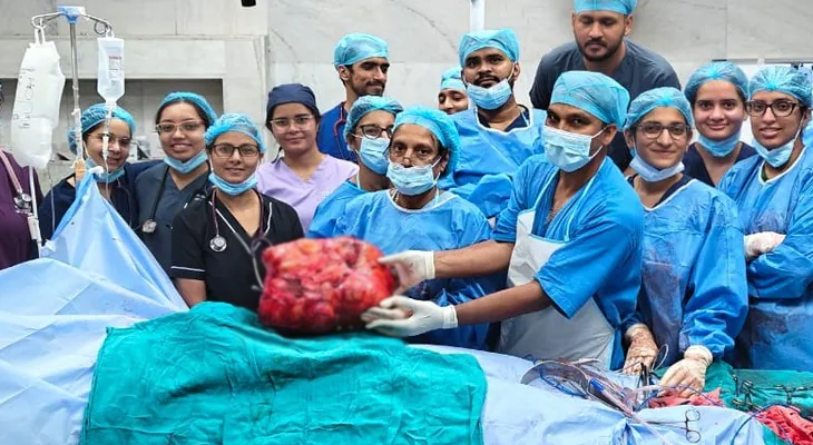 Aajkaal Daily (Desh Pardesh Ni Aajkaal)