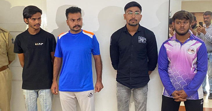 Aajkaal Daily (Desh Pardesh Ni Aajkaal)