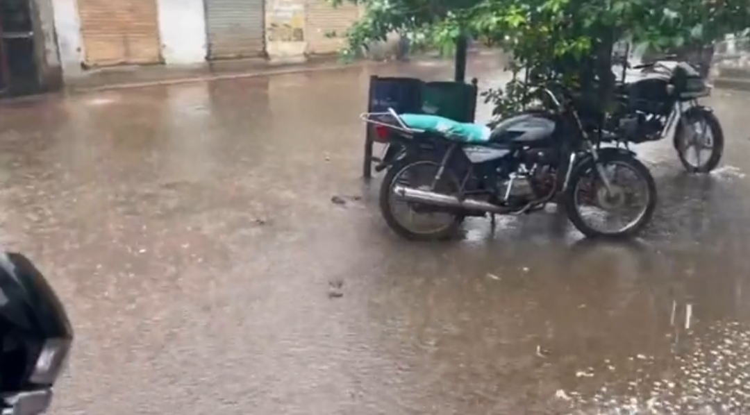 Aajkaal Daily (Desh Pardesh Ni Aajkaal)