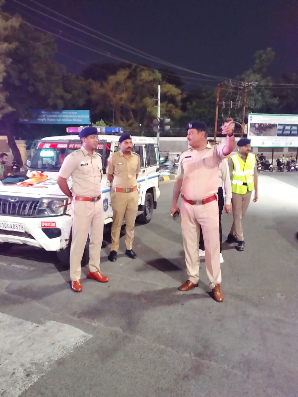 Aajkaal Daily (Desh Pardesh Ni Aajkaal)