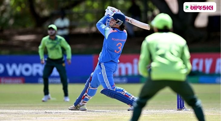 Aajkaal Daily (Desh Pardesh Ni Aajkaal)