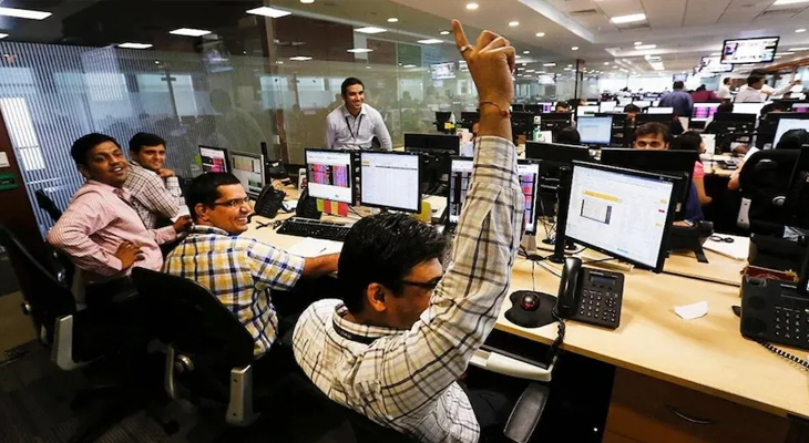 Aajkaal Daily (Desh Pardesh Ni Aajkaal)