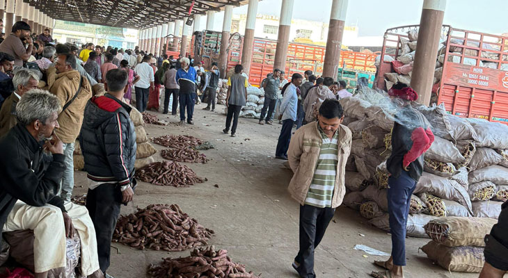 Aajkaal Daily (Desh Pardesh Ni Aajkaal)