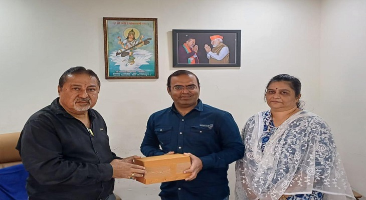 Aajkaal Daily (Desh Pardesh Ni Aajkaal)