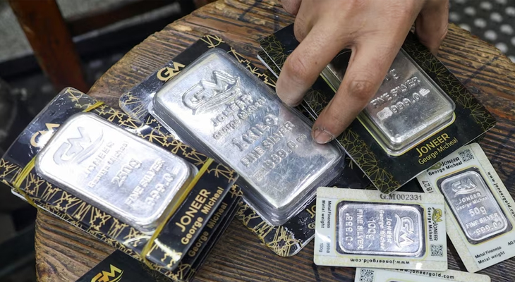 Aajkaal Daily (Desh Pardesh Ni Aajkaal)