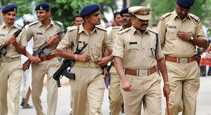 Aajkaal Daily (Desh Pardesh Ni Aajkaal)