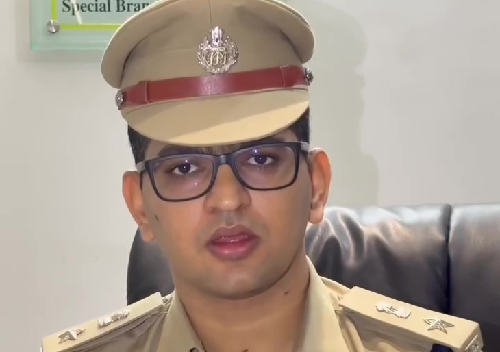 Aajkaal Daily (Desh Pardesh Ni Aajkaal)