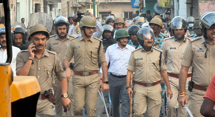 Aajkaal Daily (Desh Pardesh Ni Aajkaal)