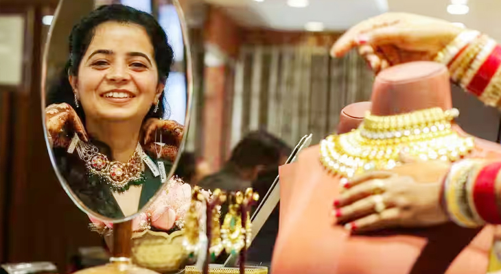 Aajkaal Daily (Desh Pardesh Ni Aajkaal)