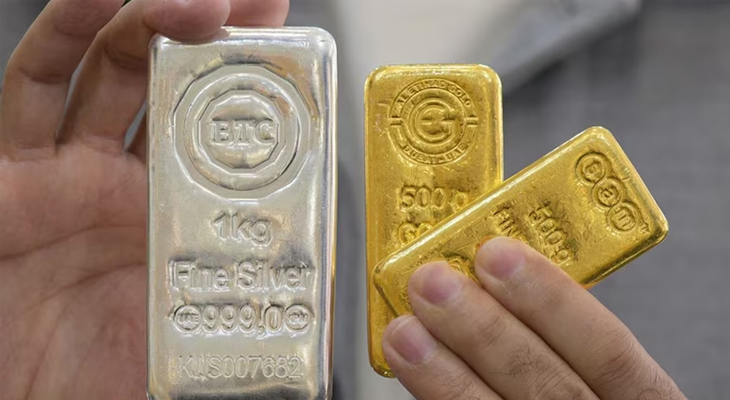 Aajkaal Daily (Desh Pardesh Ni Aajkaal)