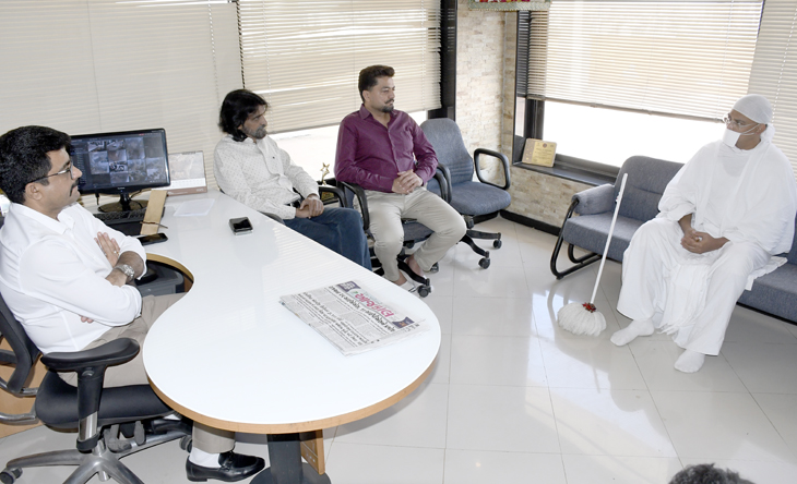 Aajkaal Daily (Desh Pardesh Ni Aajkaal)