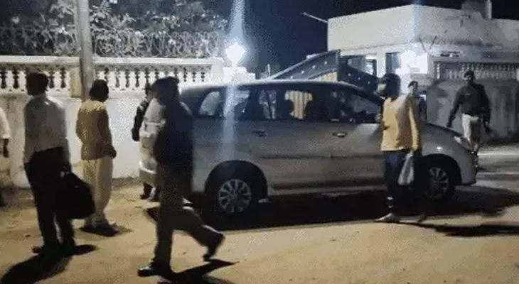 Aajkaal Daily (Desh Pardesh Ni Aajkaal)