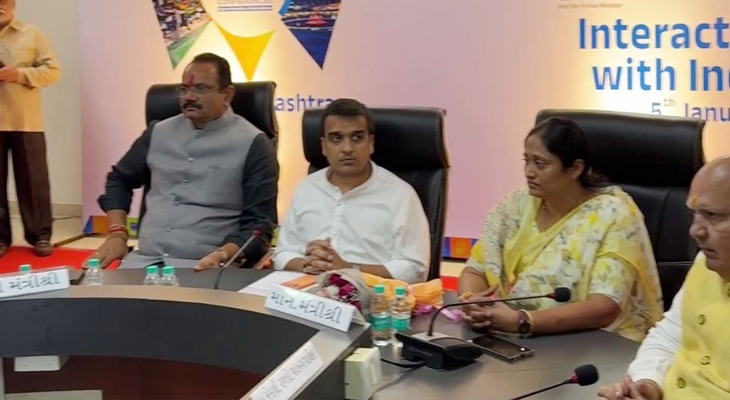 Aajkaal Daily (Desh Pardesh Ni Aajkaal)