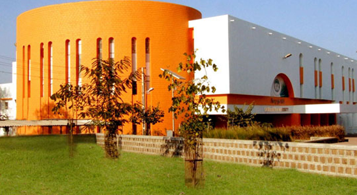 Aajkaal Daily (Desh Pardesh Ni Aajkaal)