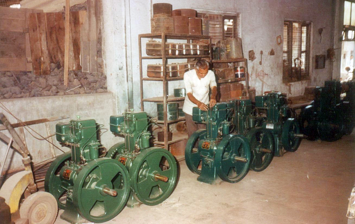 Aajkaal Daily (Desh Pardesh Ni Aajkaal)