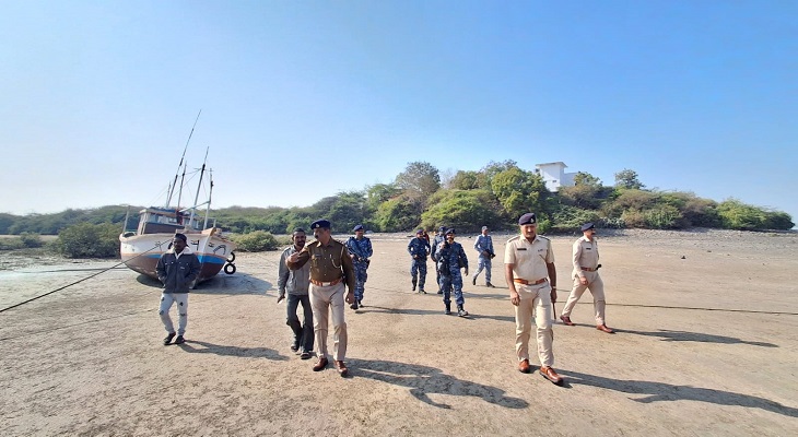 Aajkaal Daily (Desh Pardesh Ni Aajkaal)