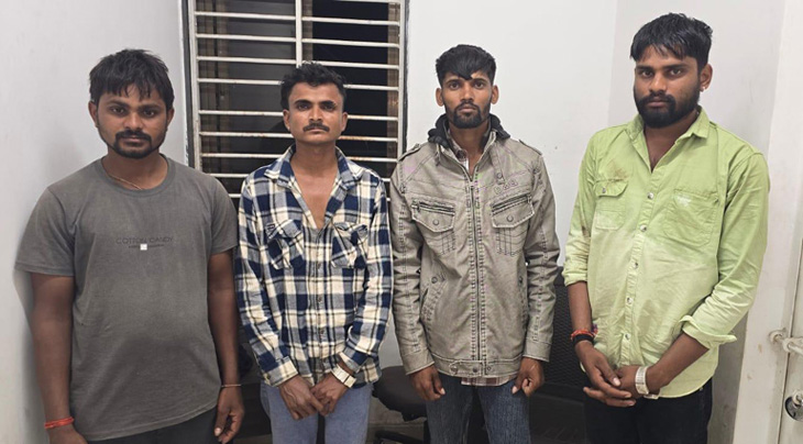 Aajkaal Daily (Desh Pardesh Ni Aajkaal)