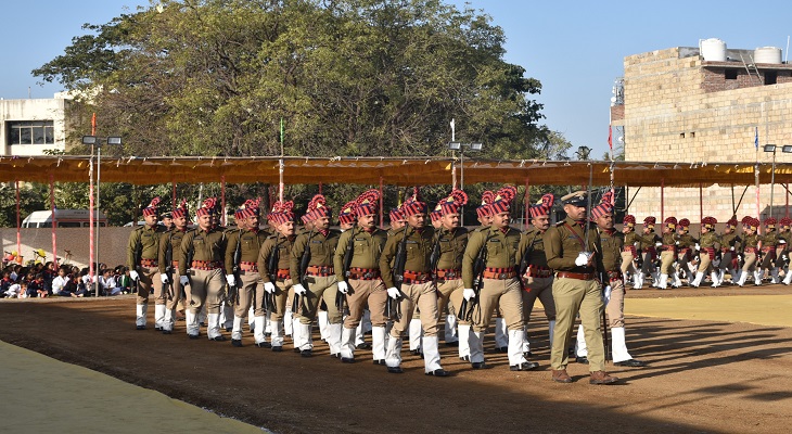 Aajkaal Daily (Desh Pardesh Ni Aajkaal)