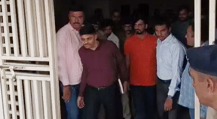 Aajkaal Daily (Desh Pardesh Ni Aajkaal)