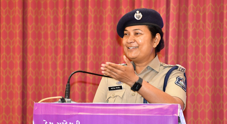 Aajkaal Daily (Desh Pardesh Ni Aajkaal)