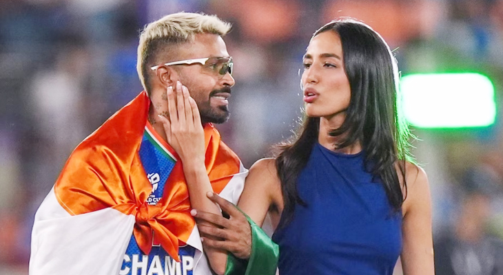 Aajkaal Daily (Desh Pardesh Ni Aajkaal)