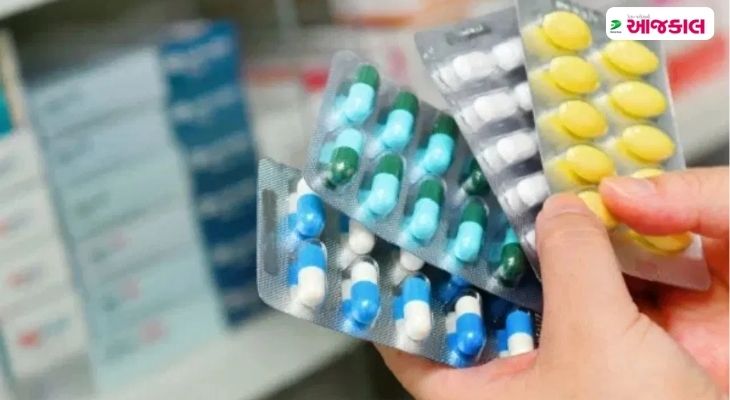 Aajkaal Daily (Desh Pardesh Ni Aajkaal)