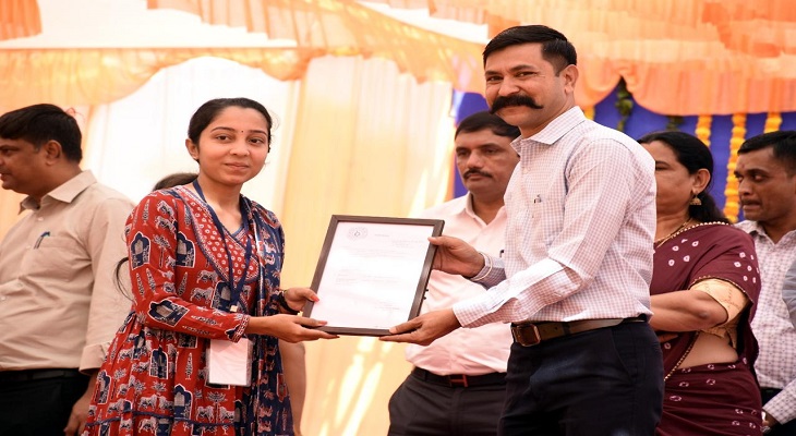 Aajkaal Daily (Desh Pardesh Ni Aajkaal)