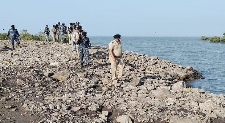 Aajkaal Daily (Desh Pardesh Ni Aajkaal)