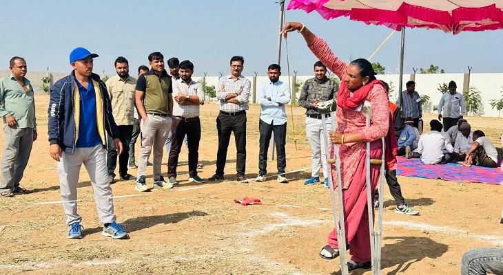 Aajkaal Daily (Desh Pardesh Ni Aajkaal)