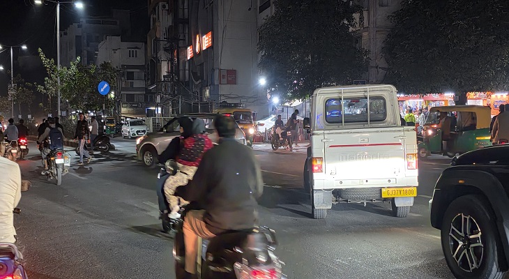 Aajkaal Daily (Desh Pardesh Ni Aajkaal)